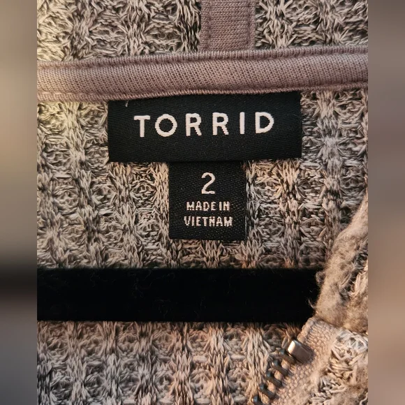 Torrid Brushed Waffle Raglan Zip up Hoodie jacket, size 2x - Picture 5 of 6